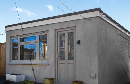 Camelford House | Rosebud Beach Hut