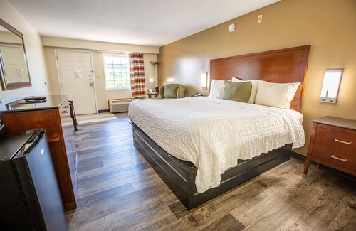 Branson Theater District Hotel | Rosebud Inn