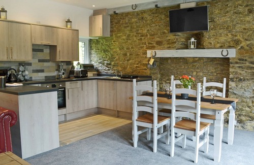 Liskeard Cottage | Rosecraddoc Manor - Stable