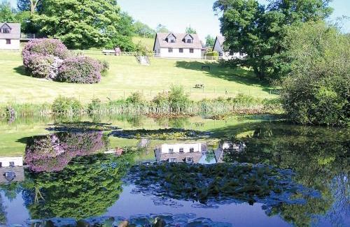 Liskeard House | Rosecraddoc Manor - Lakeview