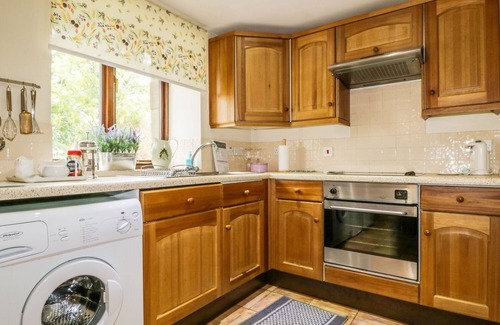 Penrith Cottage | ROSEGARTH COTTAGE, pet friendly, character holiday cottage in Newby