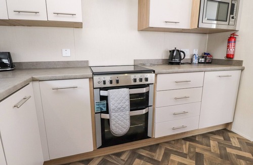 Morecambe Cottage | Rosella 38