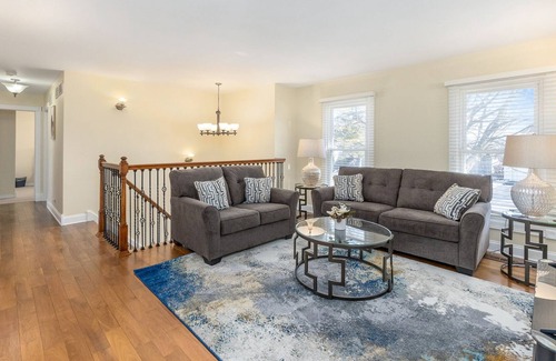 Roselle House | Roselle Rental