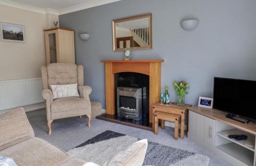 Axminster House | Rosemarie Annexe