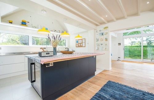 Kilgetty Cottage | Rosemary Cottage, Holiday Cottage West Williamston, near Carew , Sleeps 5, 3 bedrooms, bathrooms