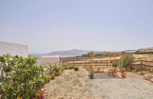 Kimolos House | Rosemary