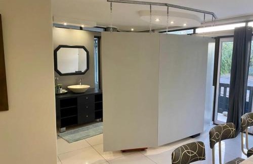Welgemoed Villa | Rose’s Place