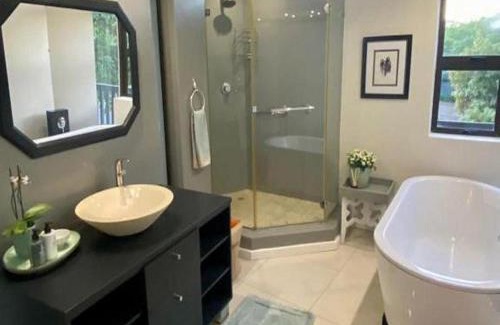 Welgemoed Villa | Rose’s Place