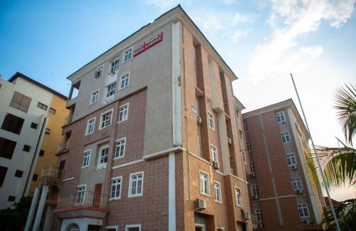 Abuja Hotel | ROSES REGENCY HOTEL AND SUITES
