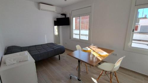 Roses Town Center Apartment | Rosesapparts Estudios & Parking