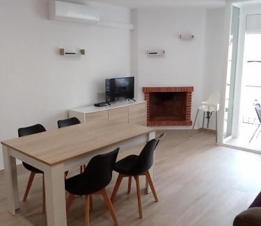 Roses Town Center Apartment | Rosesapparts PortMar