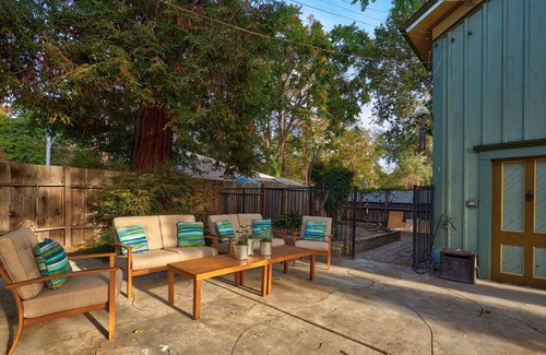 Downtown San Jose House | Roseview: Dazzling Gem In The Heart Of San Jose 4 Bedroom Home by RedAwning
