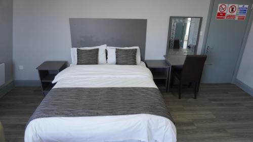 Southall Broadway Hotel | Roshni Hotel