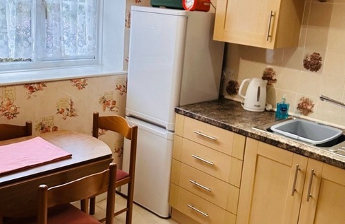 Woolsery Cottage | Rosie's Holiday Cottage in North Devon With Indoor Heated Swimming Pool