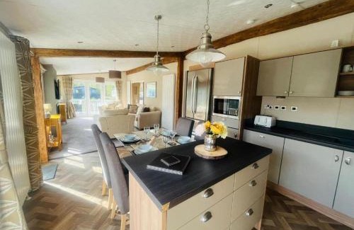 Allerthorpe House | Rosie's Rest With Hot Tub