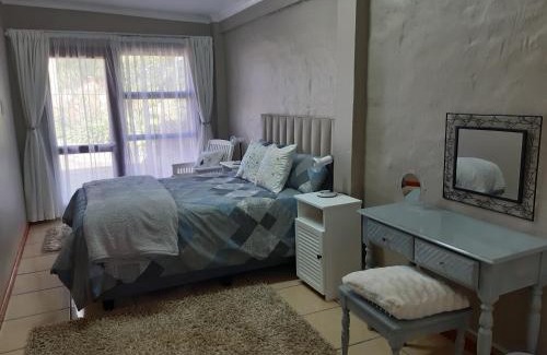 George Apartment | Rosies