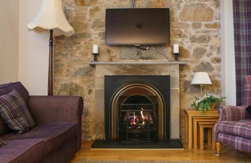 Roslin House | Roslin Chapel Cottage - Uk49193