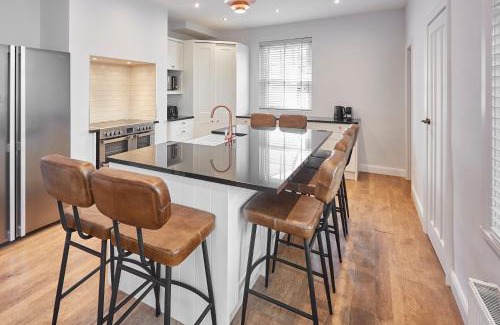 Pateley Bridge House | Roslyn House