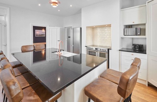 Pateley Bridge House | Roslyn House - Pateley Bridge