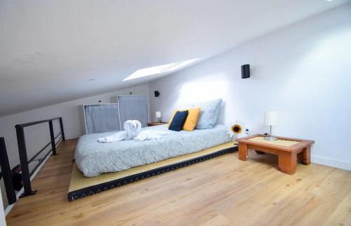 Montreuil Apartment | Rosny 9 - Studio avec mezzanine