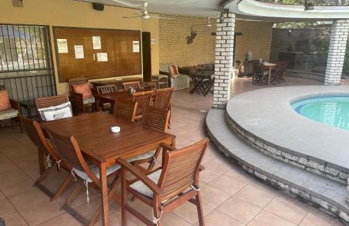Phalaborwa Bed & Breakfast | Rosscos Lodge