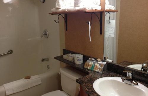 Rosslyn Hotel | Rosslyn Inn & Suites