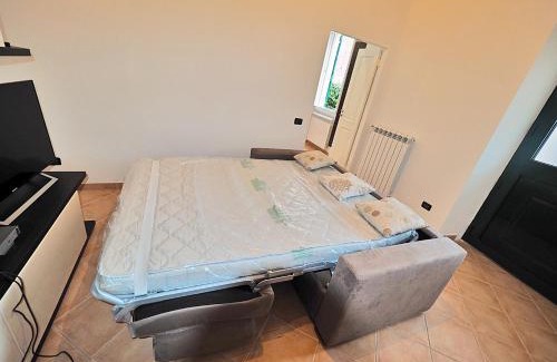 San Terenzo Apartment | Rosso Corallo