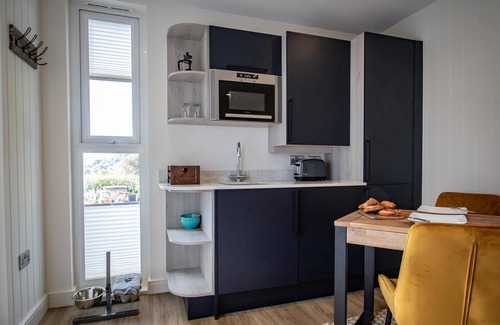 Windermere Cabin | Rosthwaite Woodland pod - a holiday Pod that sleeps 2 with an en-suite