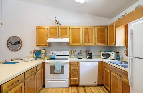 Emerald Isle House | Rosy Outlook, Oceanside House in Emerald Isle, NC!