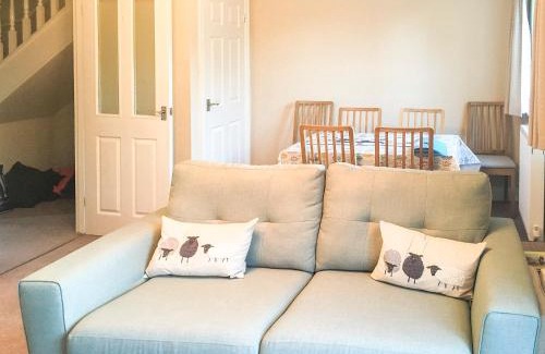 Rothbury House | Rothbury Cottage