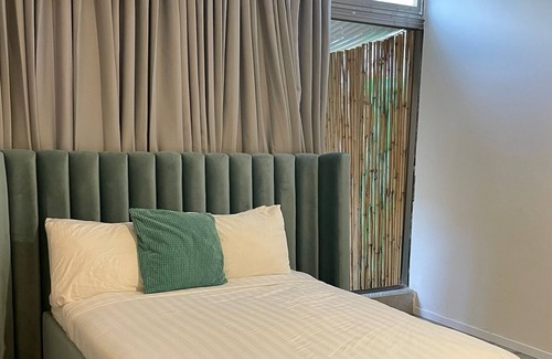 Petah Tikva Hotel | Rothschild 79