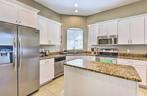 Rotonda Heights House | Rotonda West Home w/Heated Pool, 5 Mi to Beach!