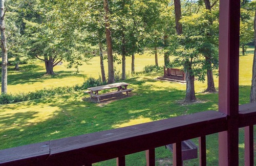 Sabinsville Cottage | Rough Cut Lodge - Beech Cabin 3 bedroom with hot tub access