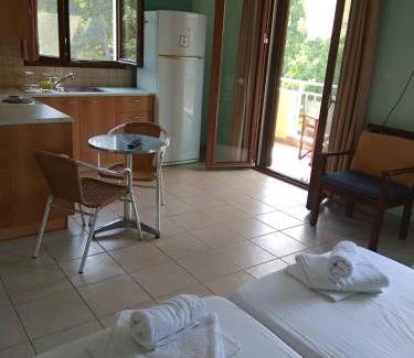 Aristotelis Apartment | Roula Rooms