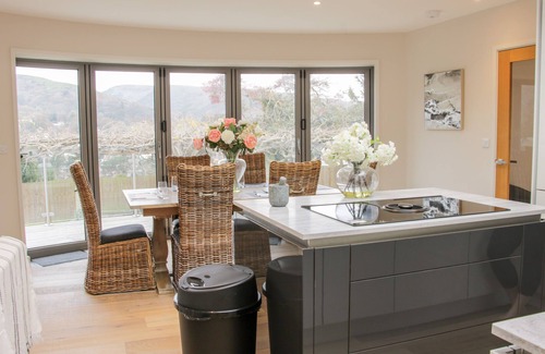 Church Stretton Cottage | Round House