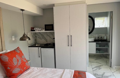Wilderness Apartment | Round the Bend