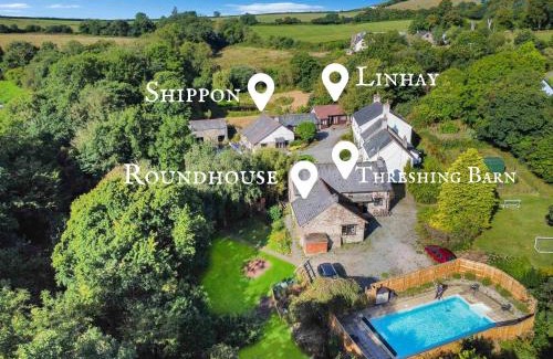 Swimbridge House | Roundhouse, Nr Barnstaple with outdoor seasonal pool, free wifi and on-site parking