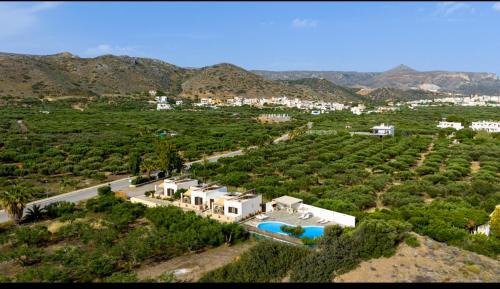 Vigla Apartment | Rousolakos Pool Apartments