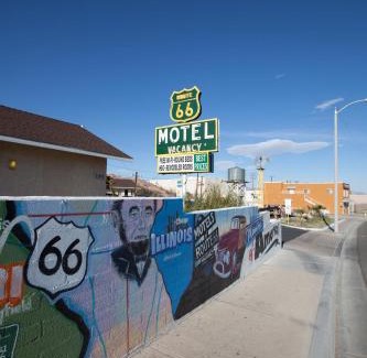 Barstow Hotel | Route 66 Motel