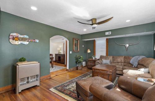 Strafford Hotel | Route 66 Motel