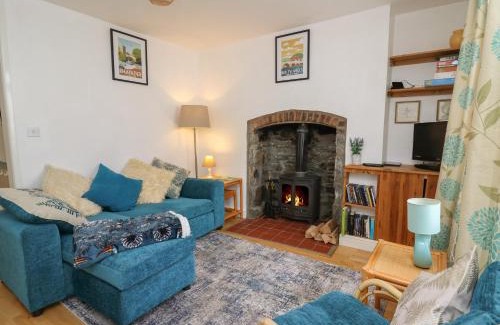 Builth Wells House | Rowan Cottage
