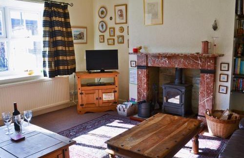 Craster House | Rowan Cottage