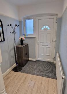 Longthornton House | Rowan Crescent's Luxury Stay-In4