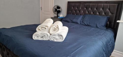 Longthornton House | Rowan Crescent's Luxury Stay-In4