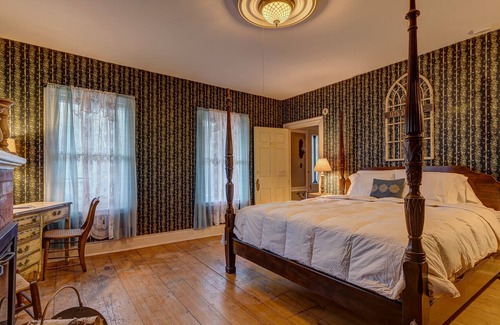 Andover Bed & Breakfast | Rowell's Inn