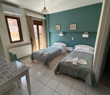 Petra Apartment | Roxani Studios-Apartments