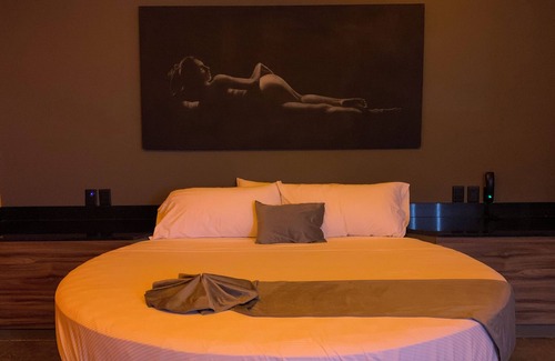 Queretaro Hotel | Roxy Motel