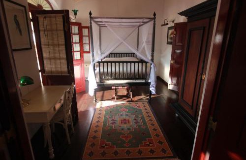 Kandy Hotel | Royal Bar & Hotel