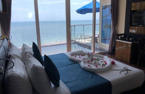 Maret Resort | Royal Beach Boutique Resort & Spa