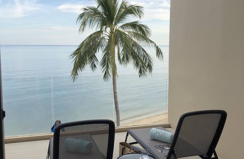 Maret Resort | Royal Beach Boutique Resort & Spa